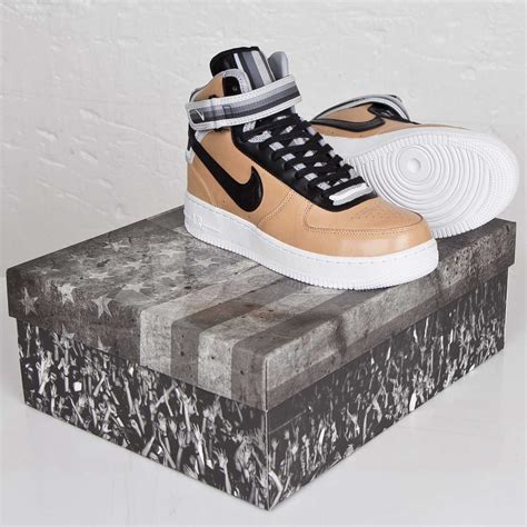 nike givenchy air force tisci prezzo